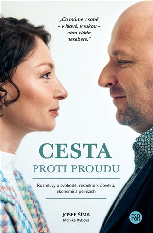 Cesta proti proudu koupíte na Kosmas.cz
