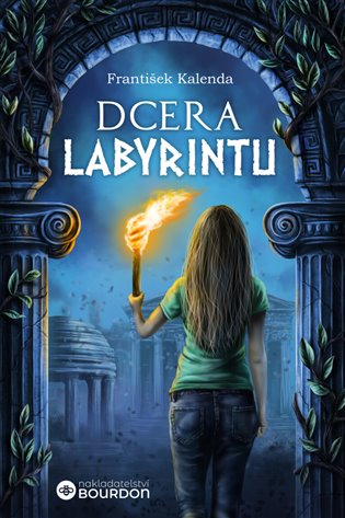 Dcera labyrintu koupíte na Kosmas.cz