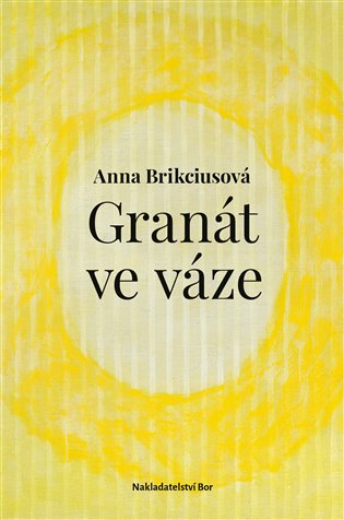 Granát ve váze koupíte na Kosmas.cz