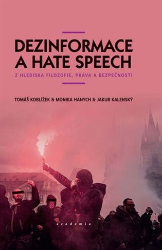 Dezinformace a hate speech koupíte na Kosmas.cz