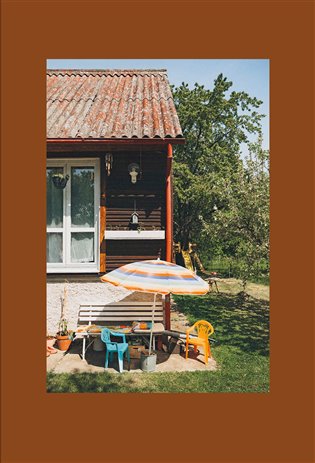 Na okraji domov můj koupíte na Kosmas.cz