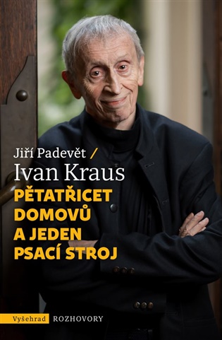 Pětatřicet domovů a jeden psací stroj koupíte na Kosmas.cz